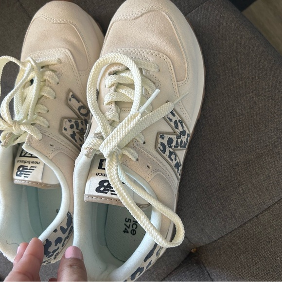 New balance 574 suede cheetah running shoes - Picture 3 of 3